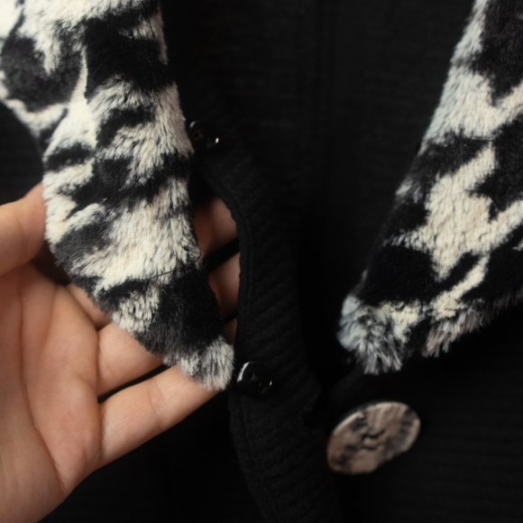 Elegant cuffed blazer - Picture 8 of 13